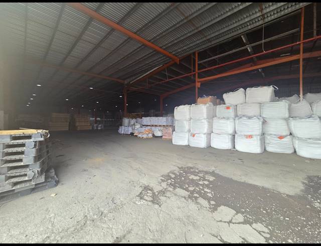7,618M² WAREHOUSE FOR SALE IN MOBENI
